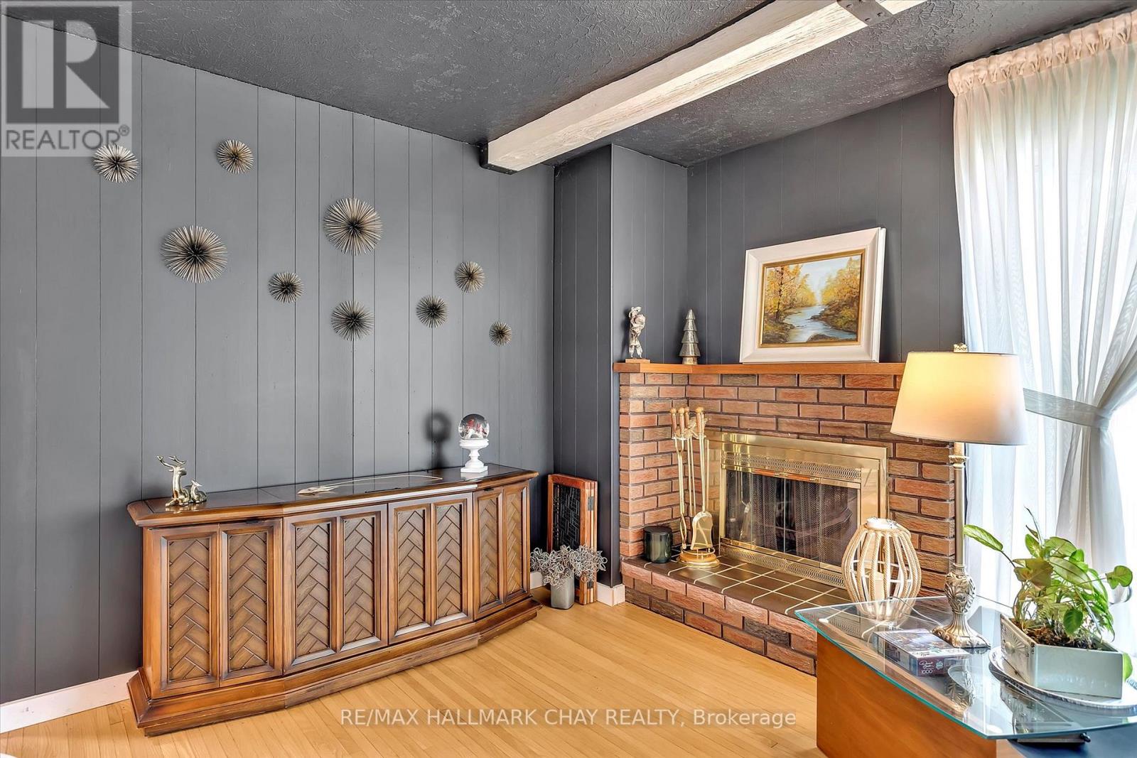 1009 Fairbairn Street, Peterborough, Ontario  K9K 1C1 - Photo 6 - X12947188