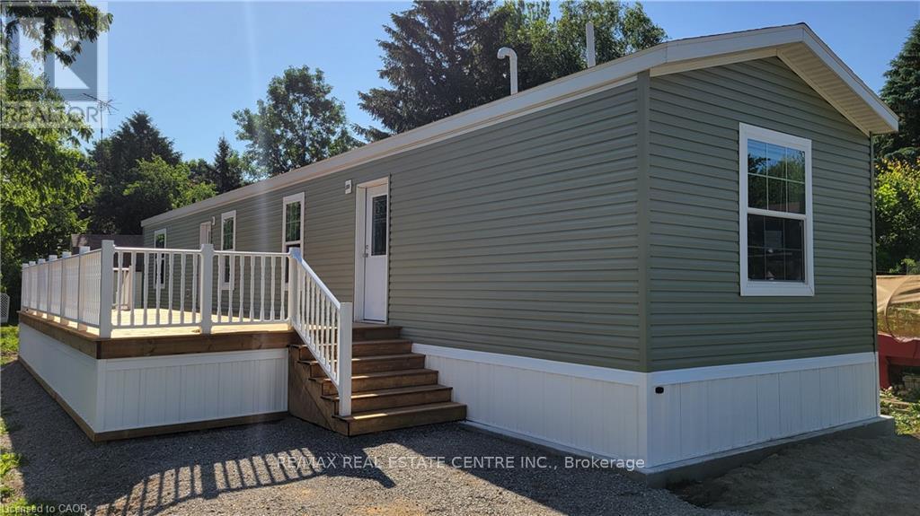 77 Park Lane, Hamilton, Ontario  N0B 2J0 - Photo 2 - X12947216