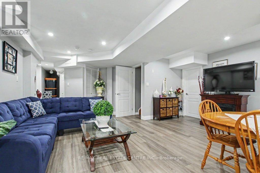 284 Normanhurst Avenue, Hamilton, Ontario  L8H 5N4 - Photo 37 - X12947220