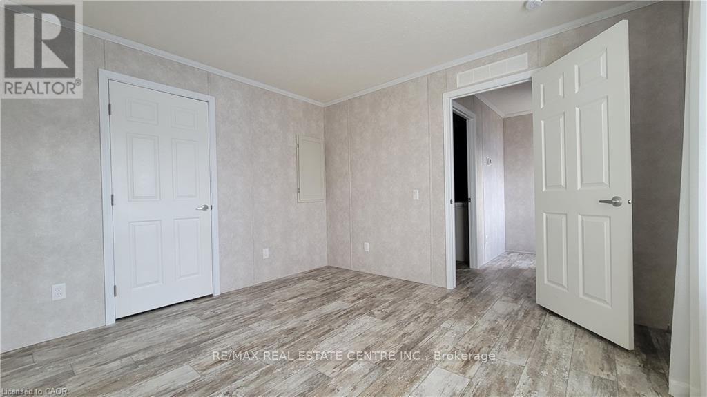 24 Macpherson Crescent, Hamilton, Ontario  N0B 2J0 - Photo 11 - X12947258