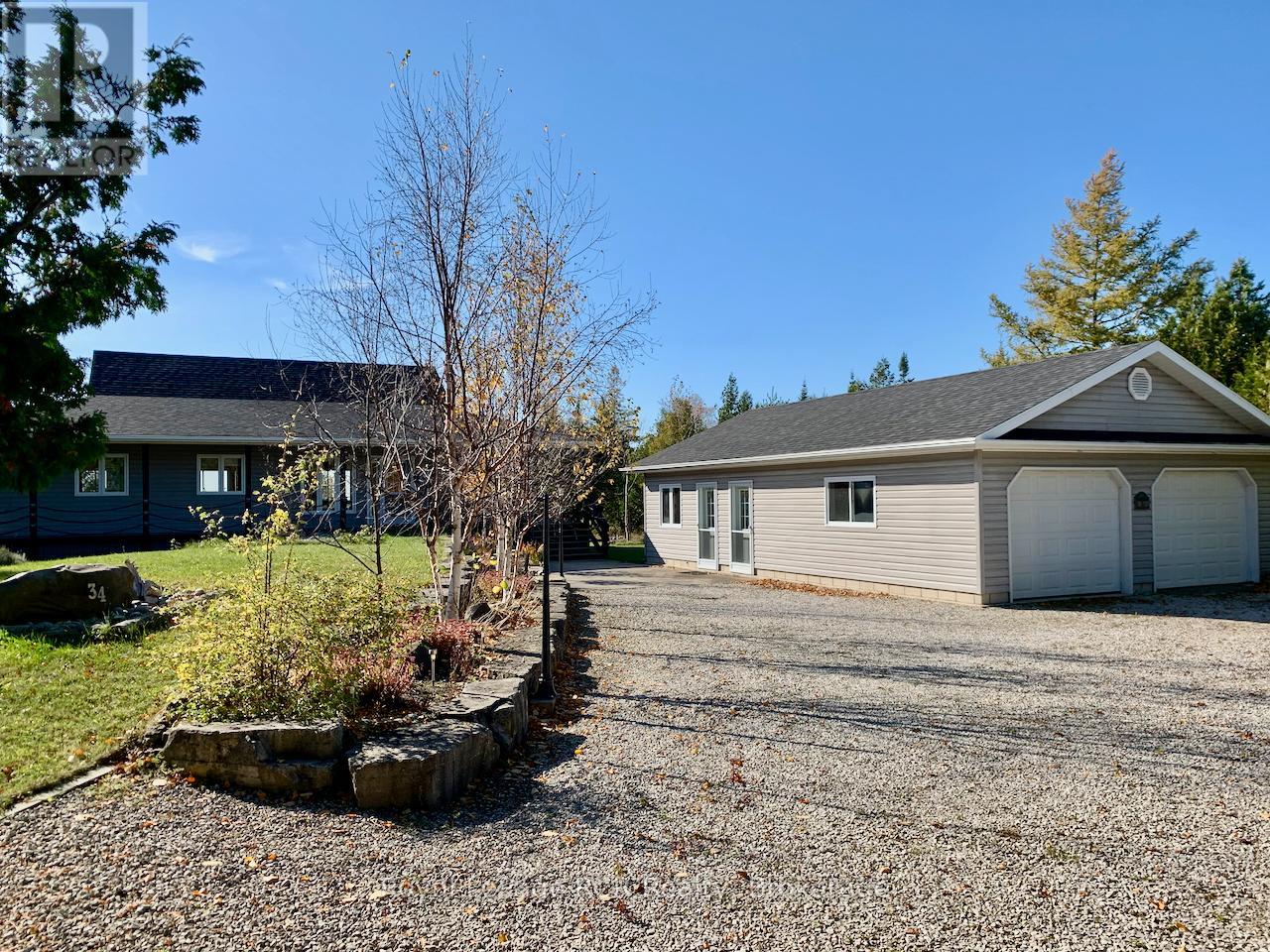 34 Hatt Street, Northern Bruce Peninsula, Ontario  N0H 2R0 - Photo 28 - X12912866