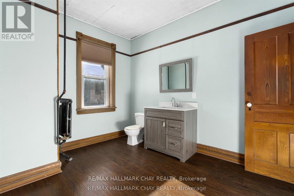 4514 Penetanguishene Road, Springwater, Ontario  L0L 1V0 - Photo 12 - S12935570