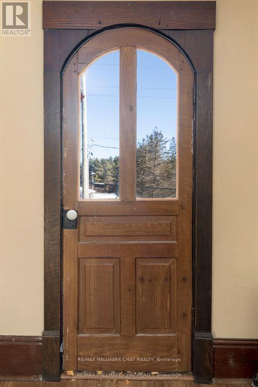 4514 Penetanguishene Road, Springwater, Ontario  L0L 1V0 - Photo 25 - S12935570