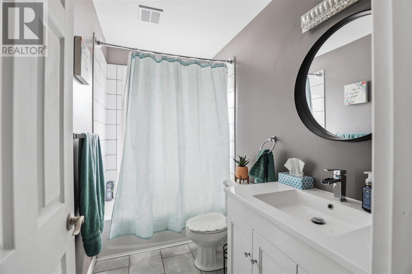 8 White Oak Dr W, Sault Ste Marie, Ontario  P6C 2H6 - Photo 13 - SM260593