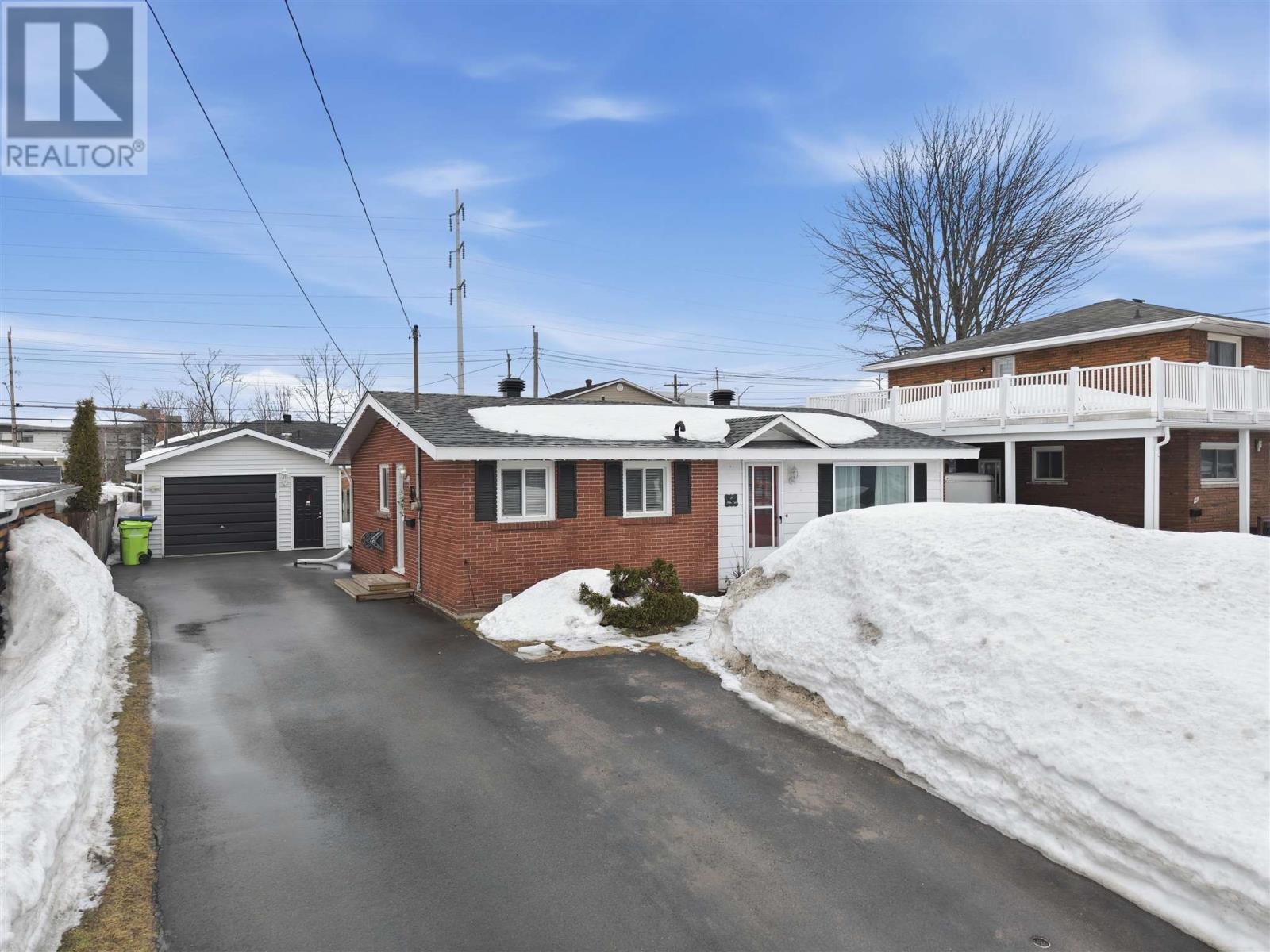 8 White Oak Dr W, Sault Ste Marie, Ontario  P6C 2H6 - Photo 38 - SM260593