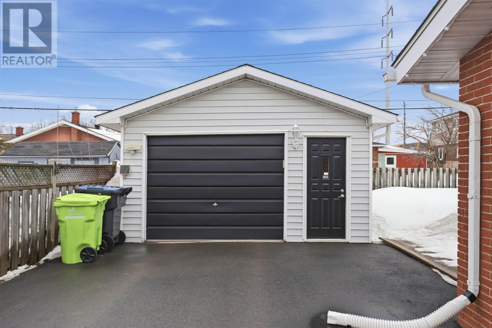 8 White Oak Dr W, Sault Ste Marie, Ontario  P6C 2H6 - Photo 37 - SM260593