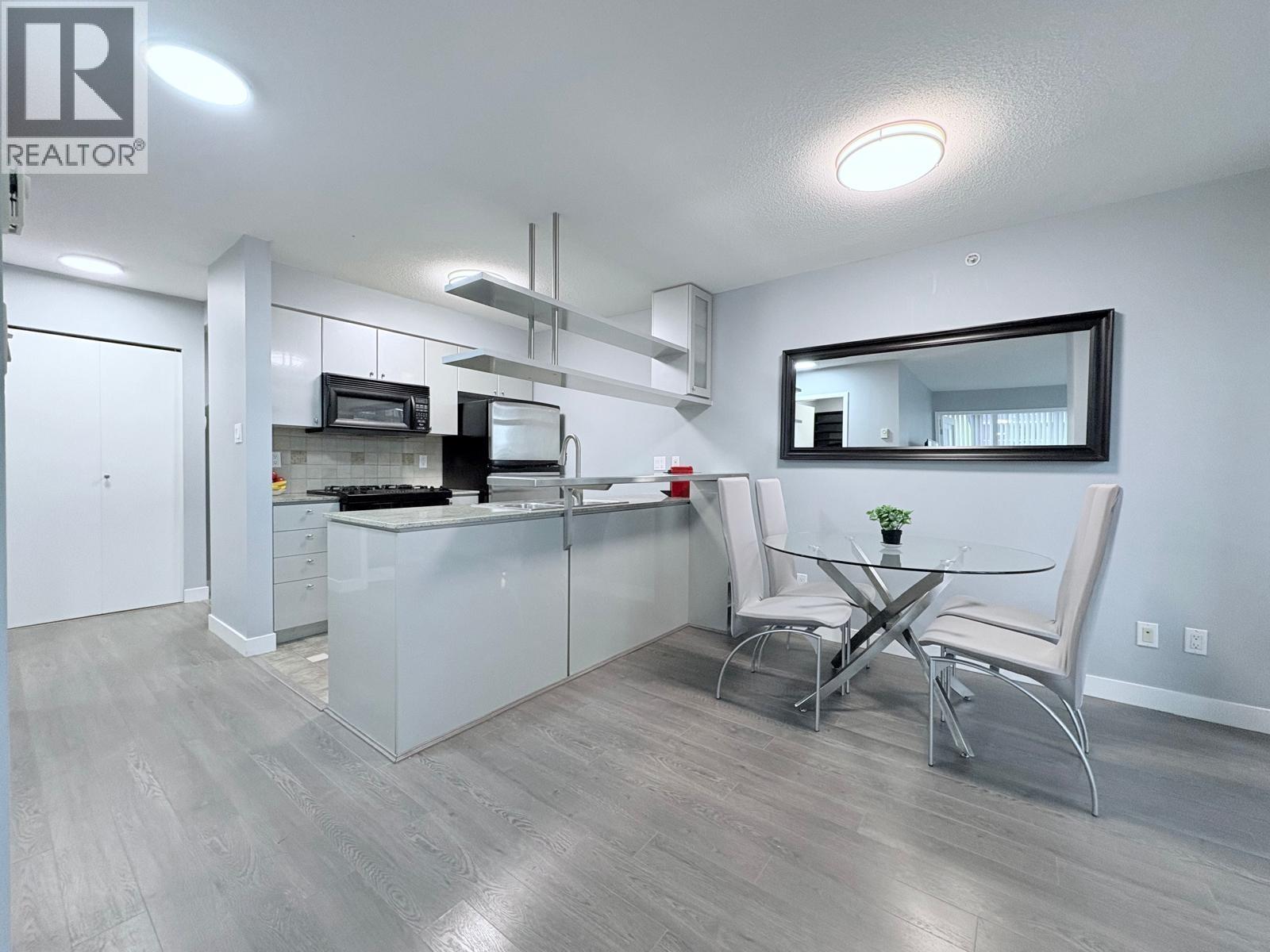 2706 1438 Richards Street, Vancouver, British Columbia  V6Z 3B8 - Photo 4 - R3105749