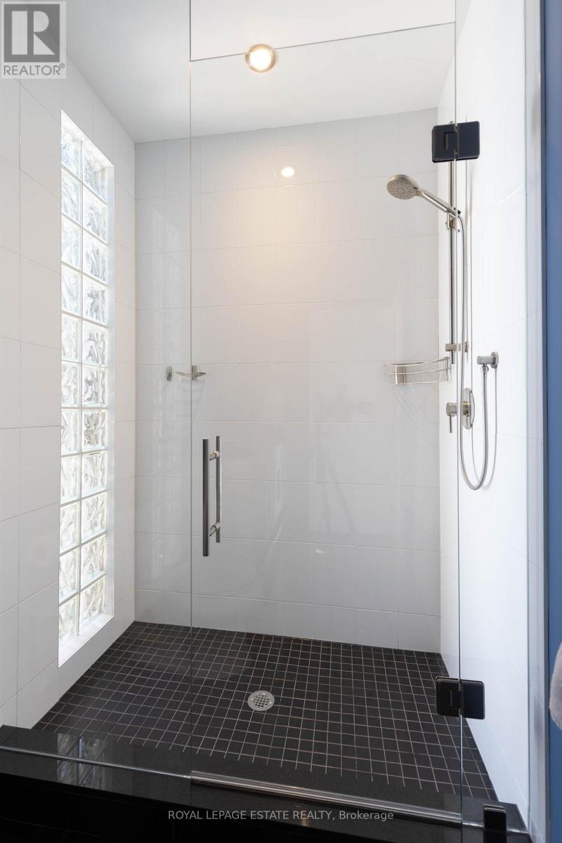 432 Queen Street E, Toronto, Ontario  M5A 1T4 - Photo 29 - C12880476