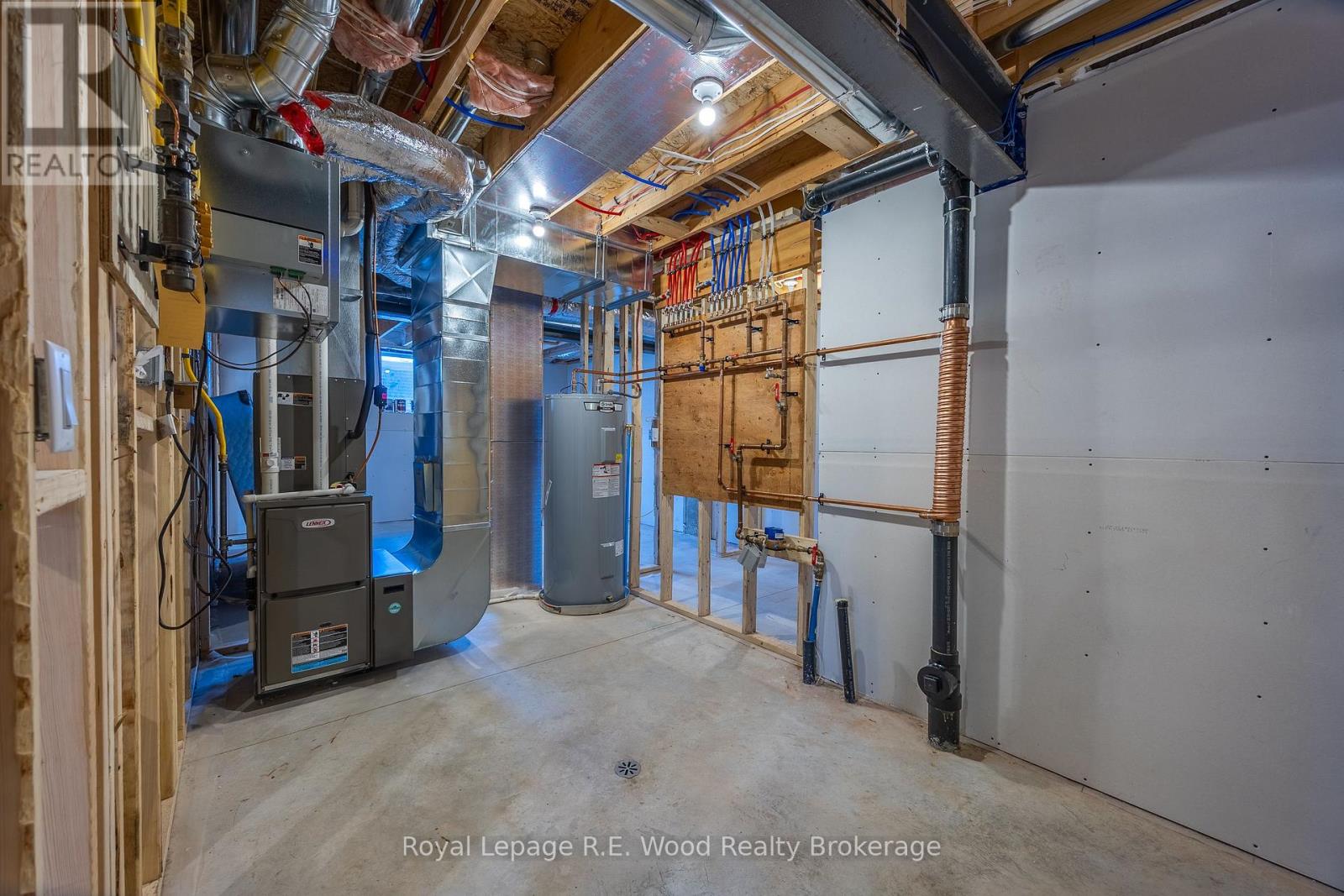 11 Greenhill Drive, Tillsonburg, Ontario  N4G 0L4 - Photo 40 - X12947440