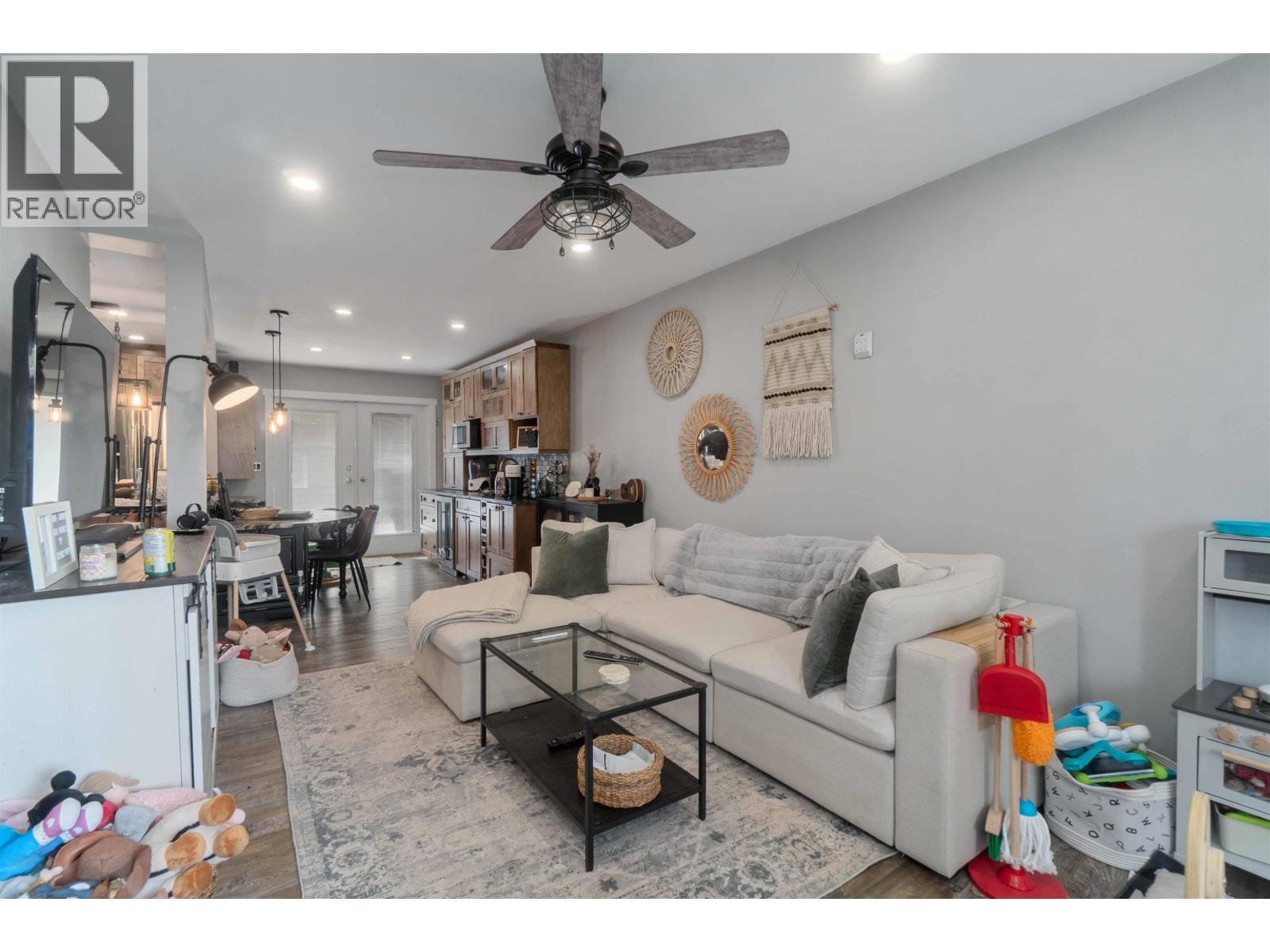 3629-3631 Flint Street, Port Coquitlam, British Columbia  V3B 4J9 - Photo 7 - R3106056