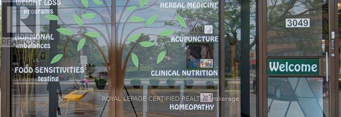 3049 KINGSTON ROAD, Toronto, Ontario