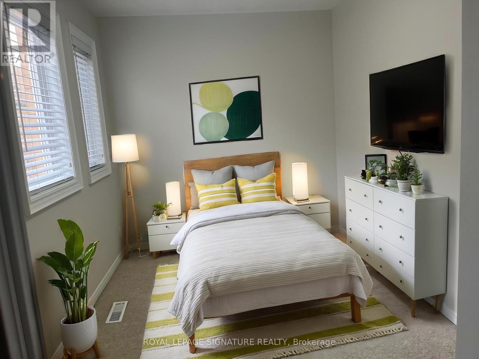 3819 Allcroft Road, Mississauga, Ontario  L5N 7E1 - Photo 7 - W12918288