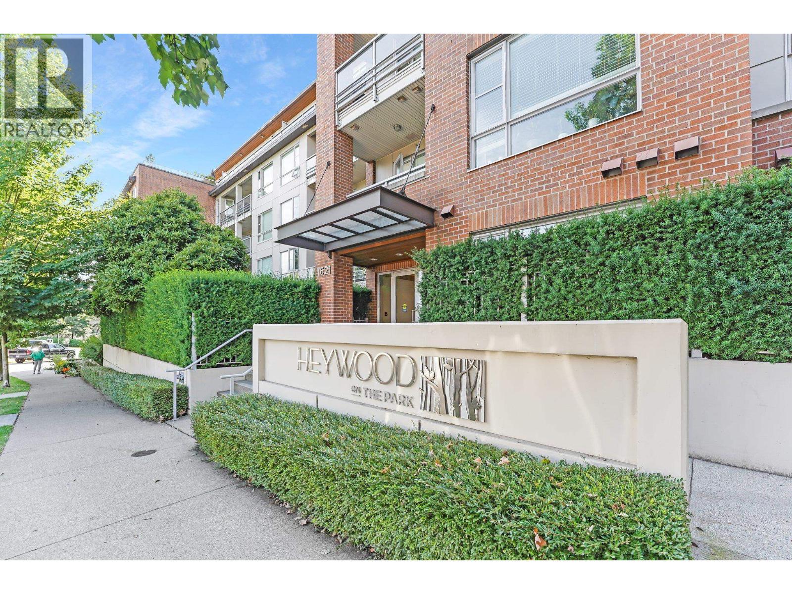 211 1621 Hamilton Avenue, North Vancouver, British Columbia  V7P 0B7 - Photo 25 - R3106055