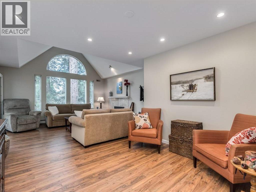 304 1675 Augusta Avenue, Burnaby, British Columbia  V5A 4S8 - Photo 5 - R3106060