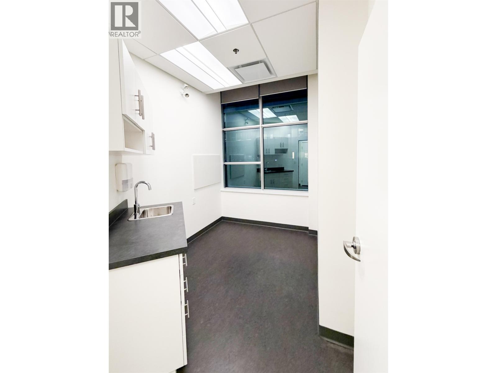 302 223 Nelson's Crescent, New Westminster, British Columbia  V3K 4M9 - Photo 4 - C8077519