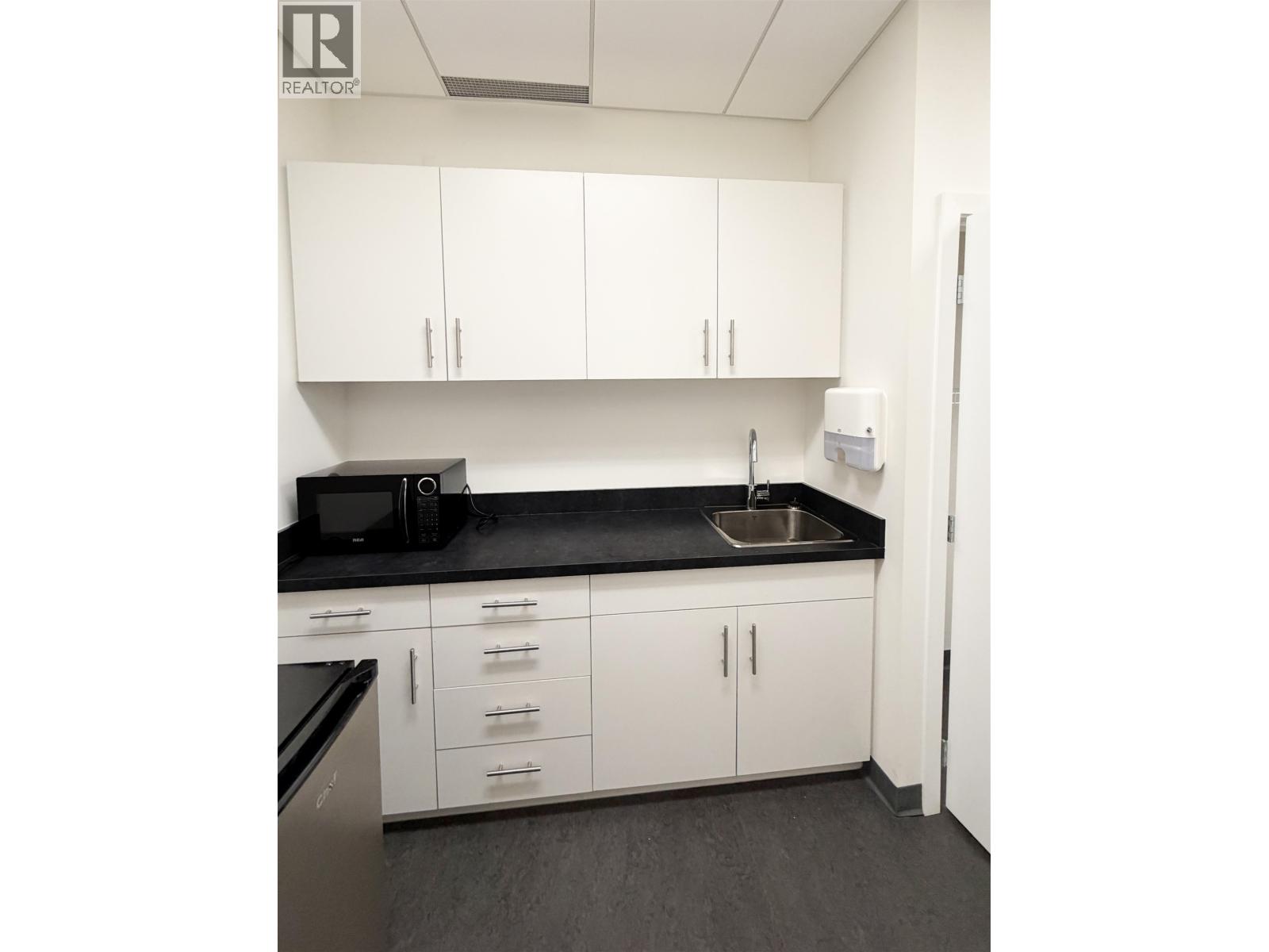 302 223 Nelson's Crescent, New Westminster, British Columbia  V3K 4M9 - Photo 8 - C8077519