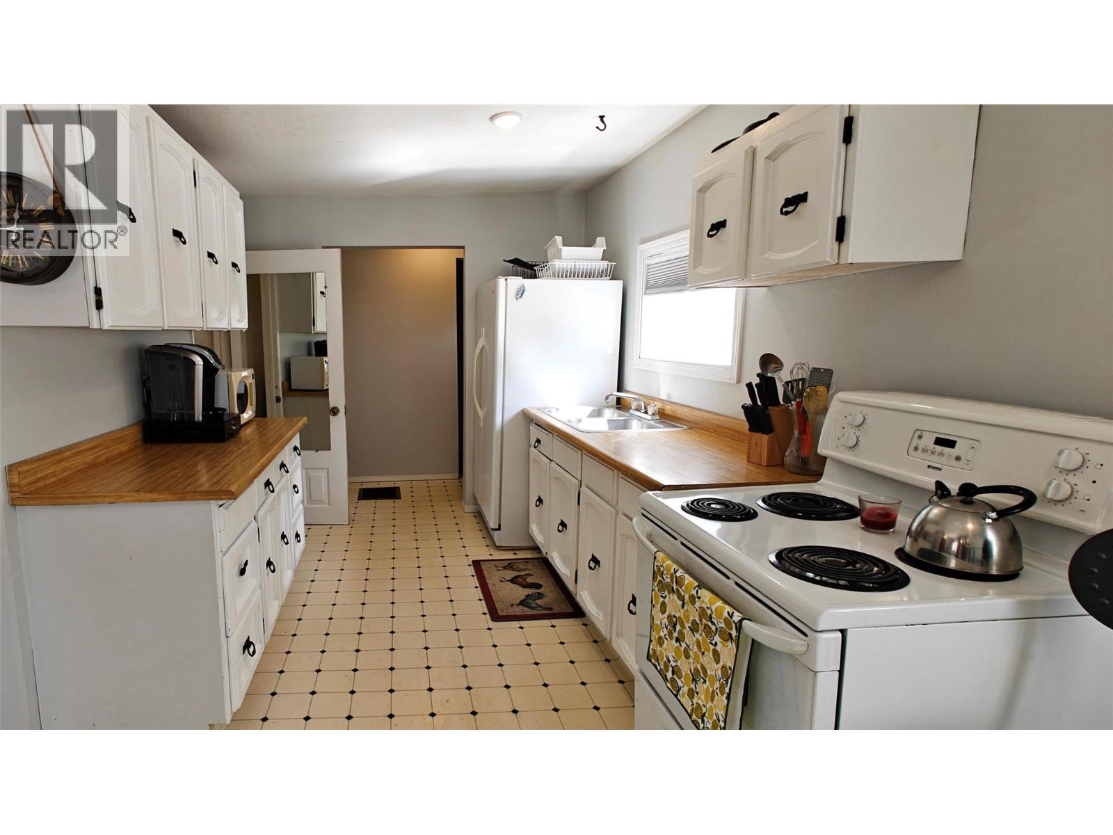 521 Turner Street, Warfield, British Columbia  V1R 2P6 - Photo 13 - 10376450