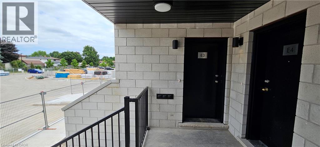 410 Northfield Drive W Unit# E3, Waterloo, Ontario  N2V 0J3 - Photo 3 - 40817073