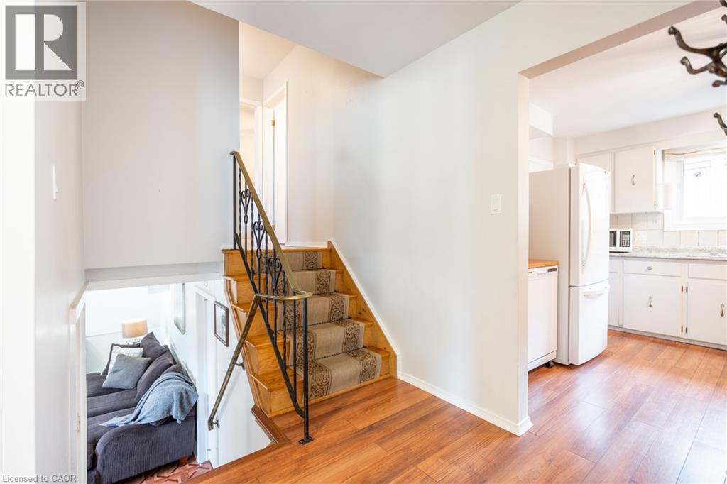 82 Turnbull Road, Dundas, Ontario  L9H 3W9 - Photo 23 - 40817065