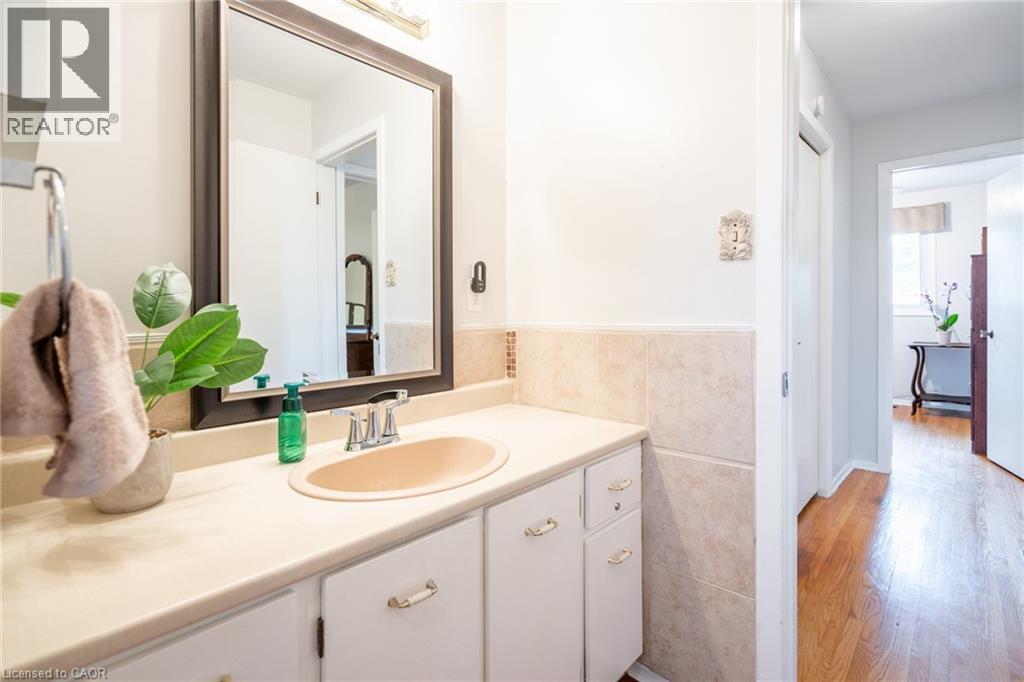 82 Turnbull Road, Dundas, Ontario  L9H 3W9 - Photo 32 - 40817065