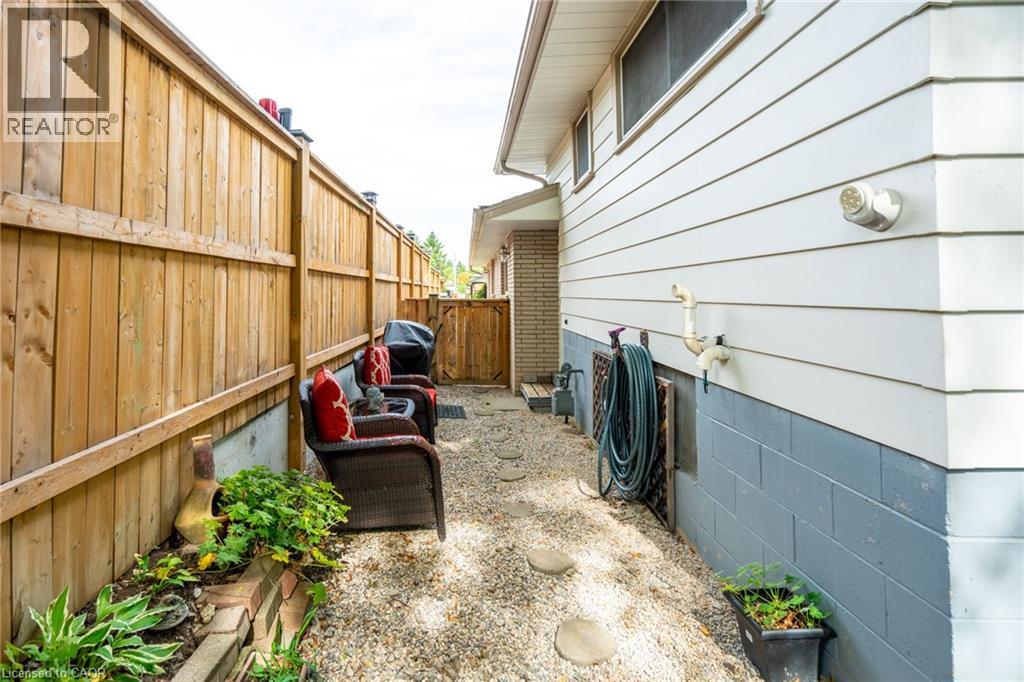 82 Turnbull Road, Dundas, Ontario  L9H 3W9 - Photo 48 - 40817065