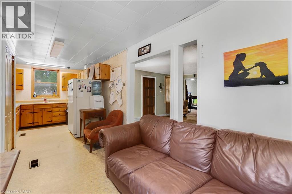 2 Parsons Avenue, Caledon East, Ontario  L7C 1G1 - Photo 11 - 40816997