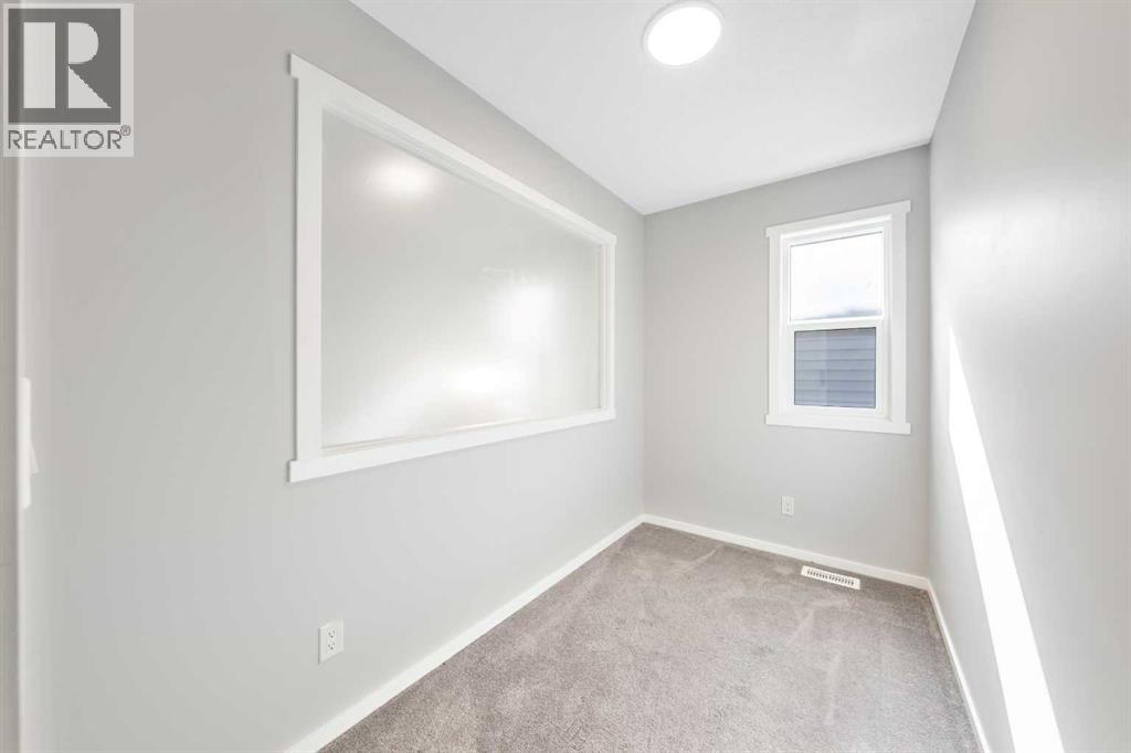 98 Lucas Crescent NW, Calgary, Alberta  T3G 3M9 - Photo 22 - A2292462