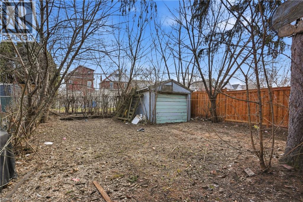 250 Rosslyn Avenue N, Hamilton, Ontario  L8L 7R1 - Photo 8 - 40816755