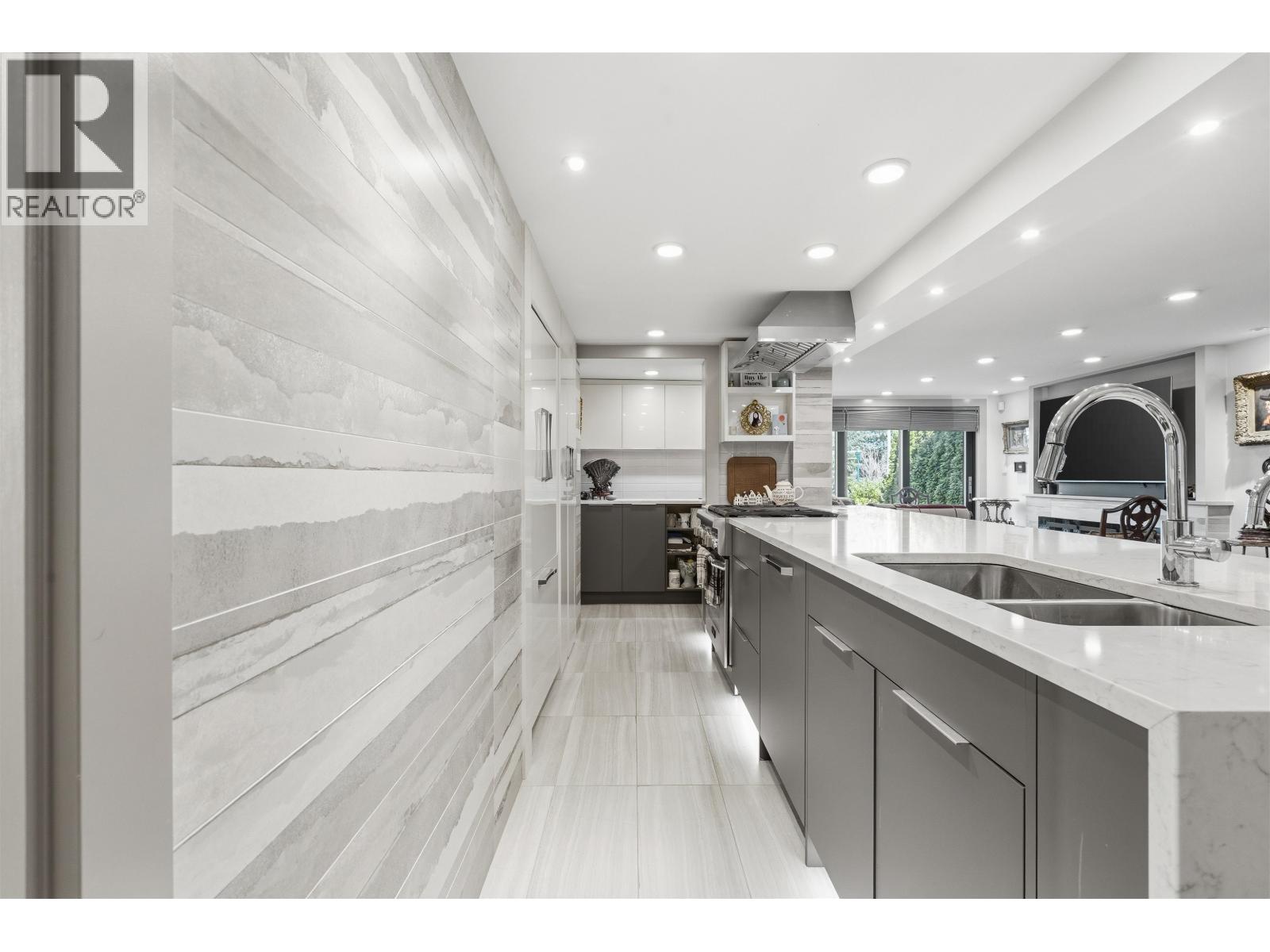 3240 W 1st Avenue, Vancouver, British Columbia  V6K 1H5 - Photo 31 - R3106041