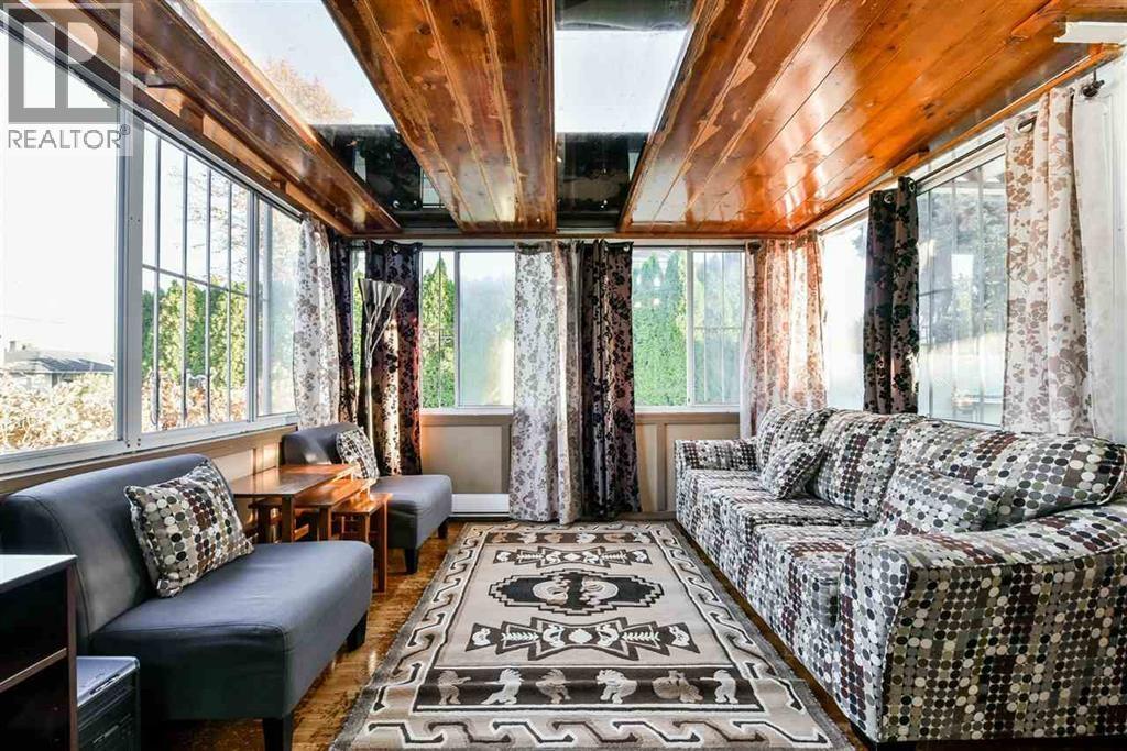 7340 Imperial Street, Burnaby, British Columbia  V5E 1N7 - Photo 11 - R3106054