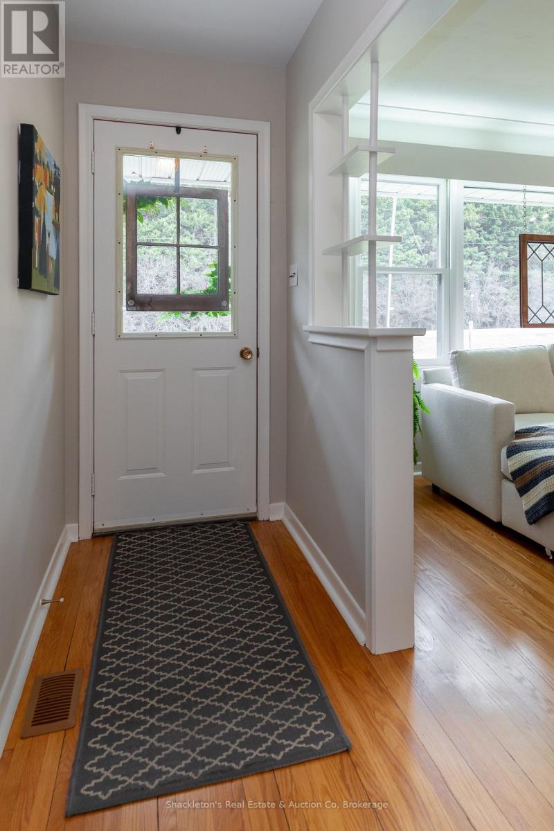 3943 Line 9 Line, Perth South, Ontario  N4X 1C5 - Photo 5 - X12947362