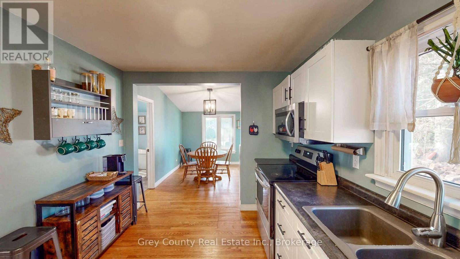 120 Mark Street W, Grey Highlands, Ontario  N0C 1H0 - Photo 24 - X12947454