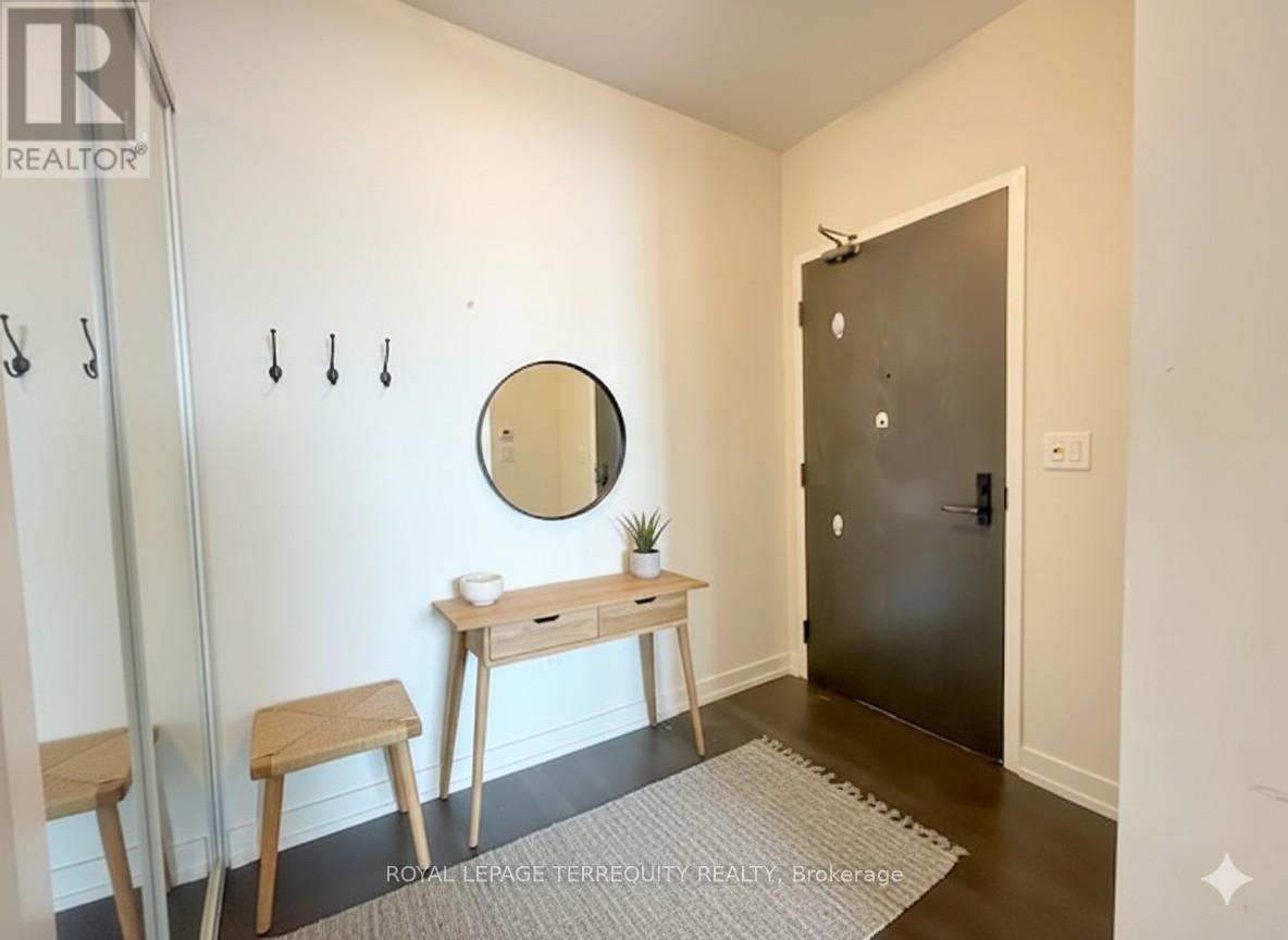 Ph101 - 426 University Avenue, Toronto, Ontario  M5G 1S9 - Photo 2 - C12947432