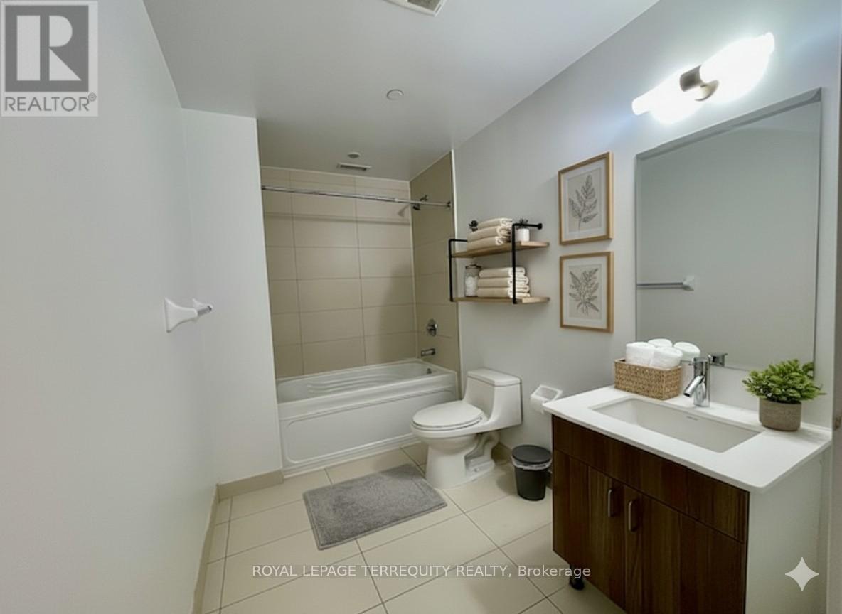 Ph101 - 426 University Avenue, Toronto, Ontario  M5G 1S9 - Photo 24 - C12947432