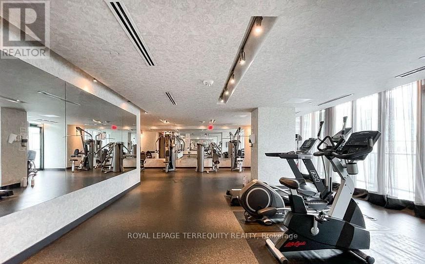 Ph101 - 426 University Avenue, Toronto, Ontario  M5G 1S9 - Photo 45 - C12947432