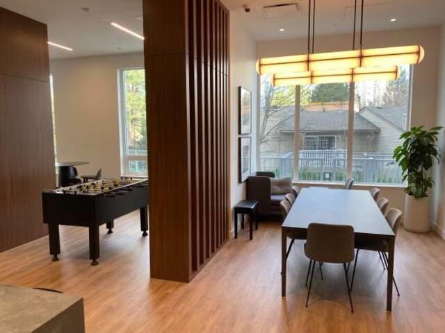 405 13359 Old Yale Road, Surrey, British Columbia  V3T 0S4 - Photo 13 - R3106104