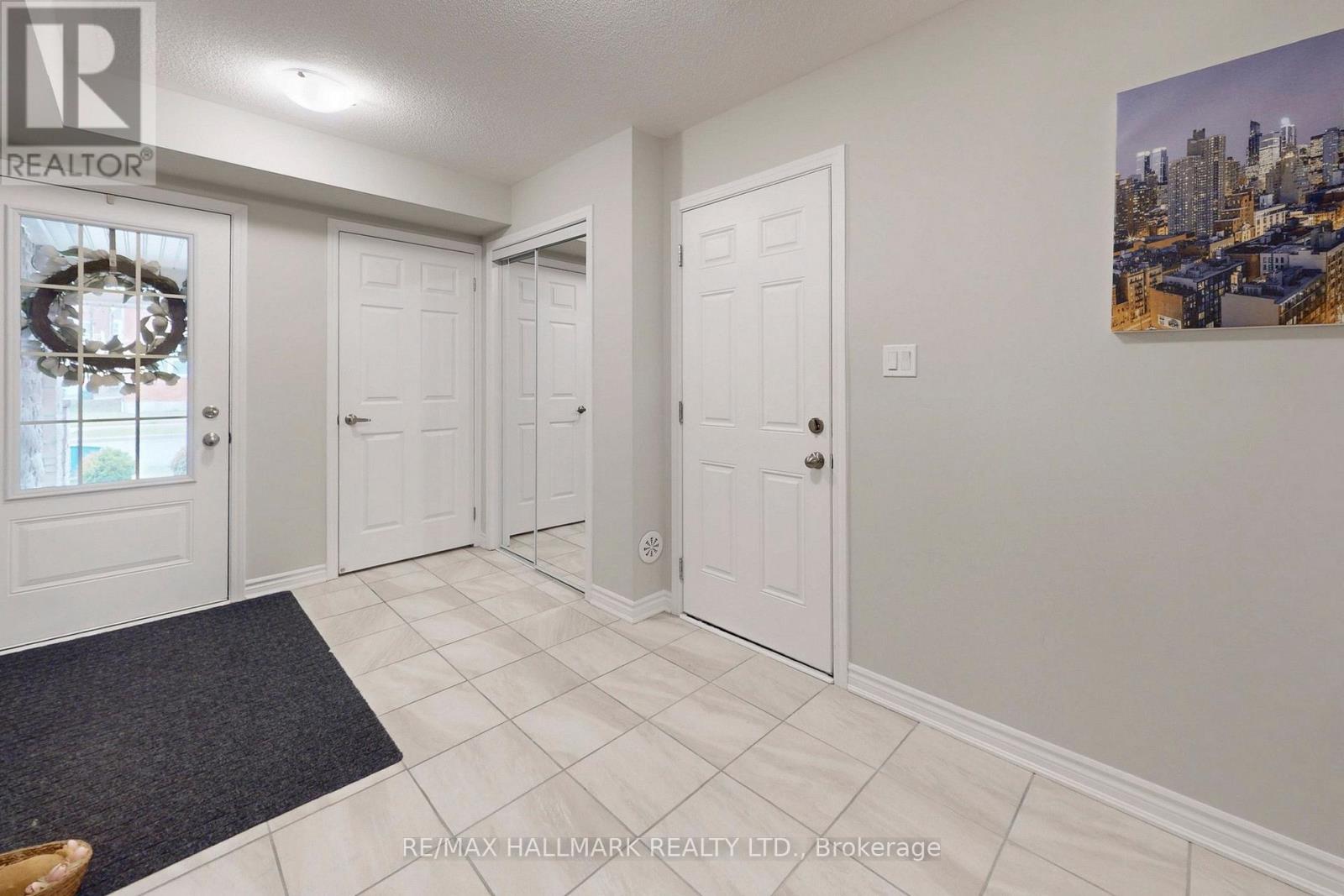 2421 Fall Harvest Crescent, Pickering, Ontario  L1X 0G1 - Photo 10 - E12947430