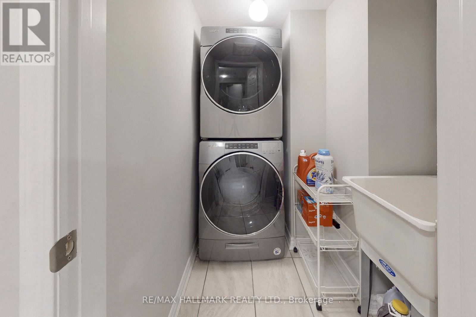 2421 Fall Harvest Crescent, Pickering, Ontario  L1X 0G1 - Photo 11 - E12947430