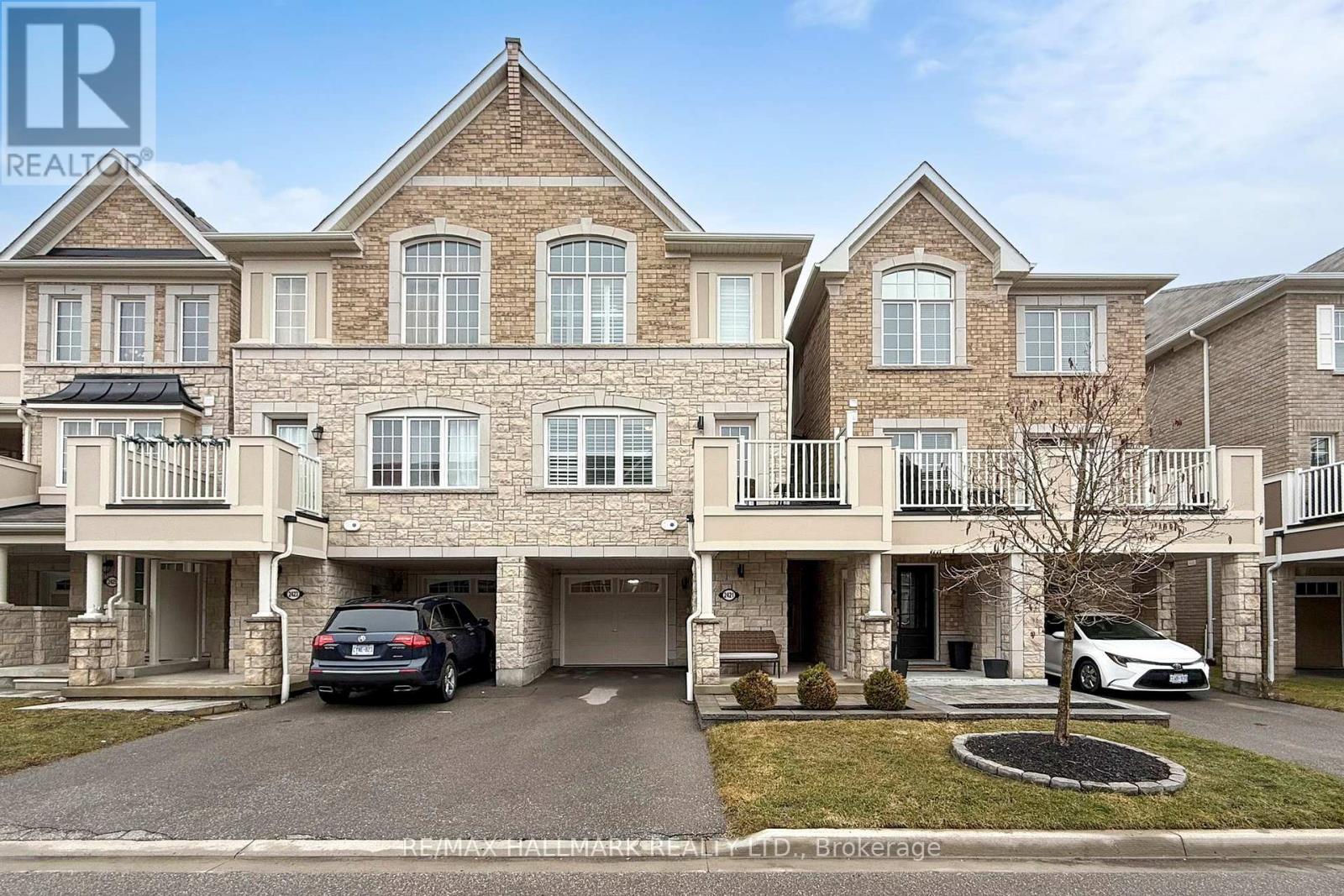 2421 Fall Harvest Crescent, Pickering, Ontario  L1X 0G1 - Photo 2 - E12947430