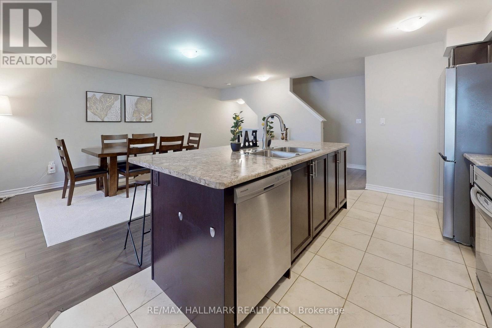 2421 Fall Harvest Crescent, Pickering, Ontario  L1X 0G1 - Photo 23 - E12947430