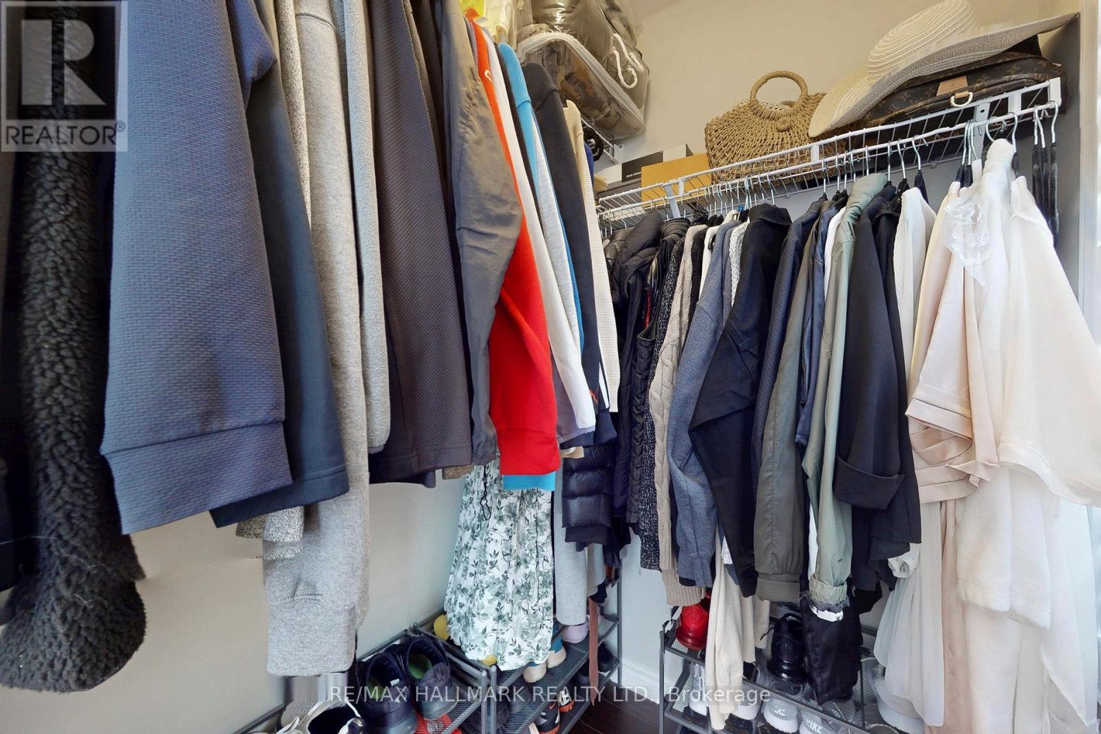 2421 Fall Harvest Crescent, Pickering, Ontario  L1X 0G1 - Photo 38 - E12947430