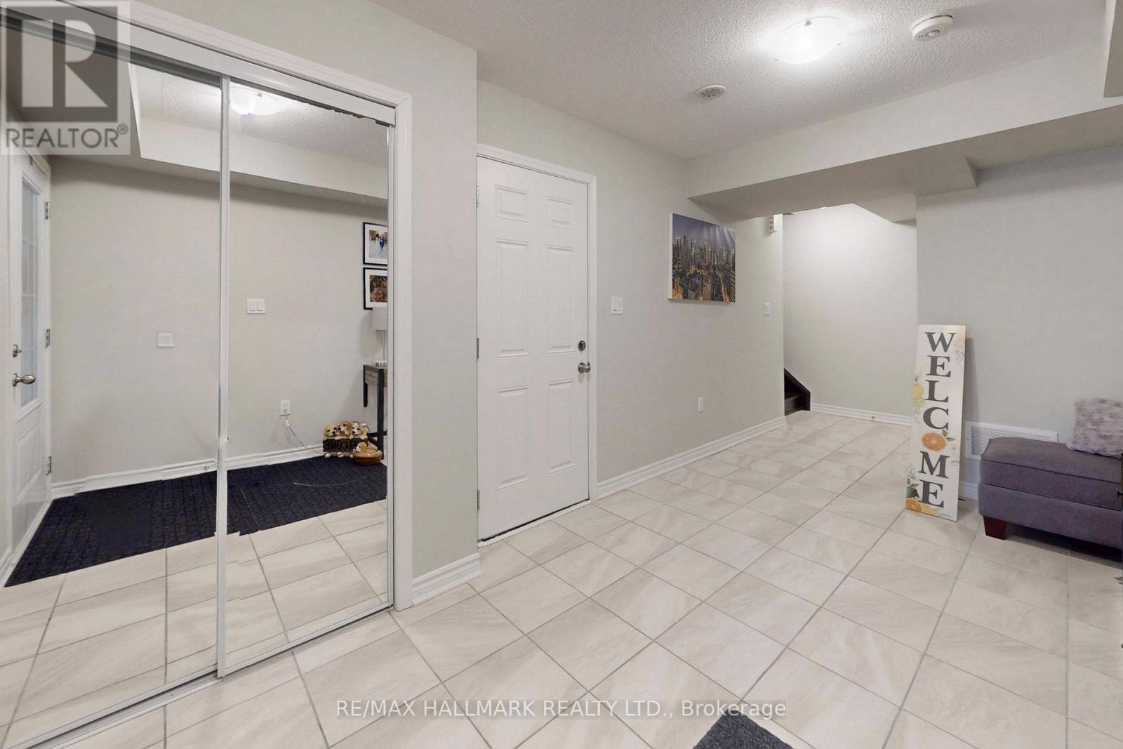 2421 Fall Harvest Crescent, Pickering, Ontario  L1X 0G1 - Photo 7 - E12947430