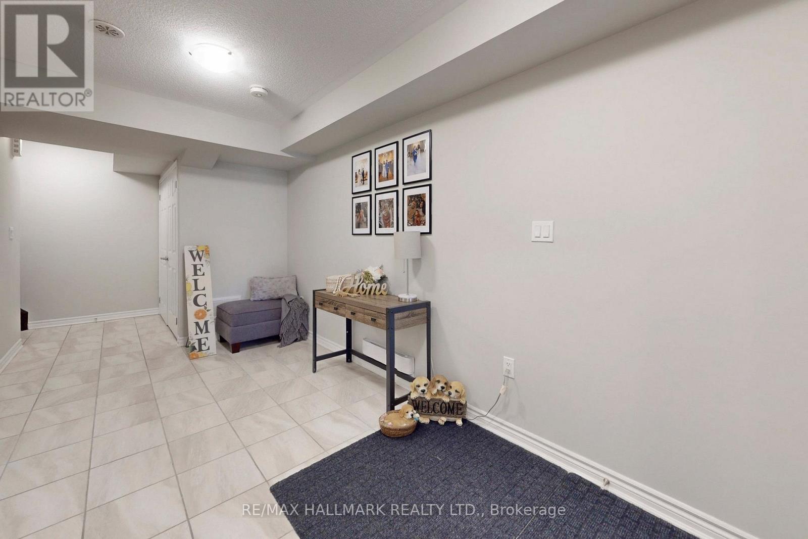 2421 Fall Harvest Crescent, Pickering, Ontario  L1X 0G1 - Photo 8 - E12947430