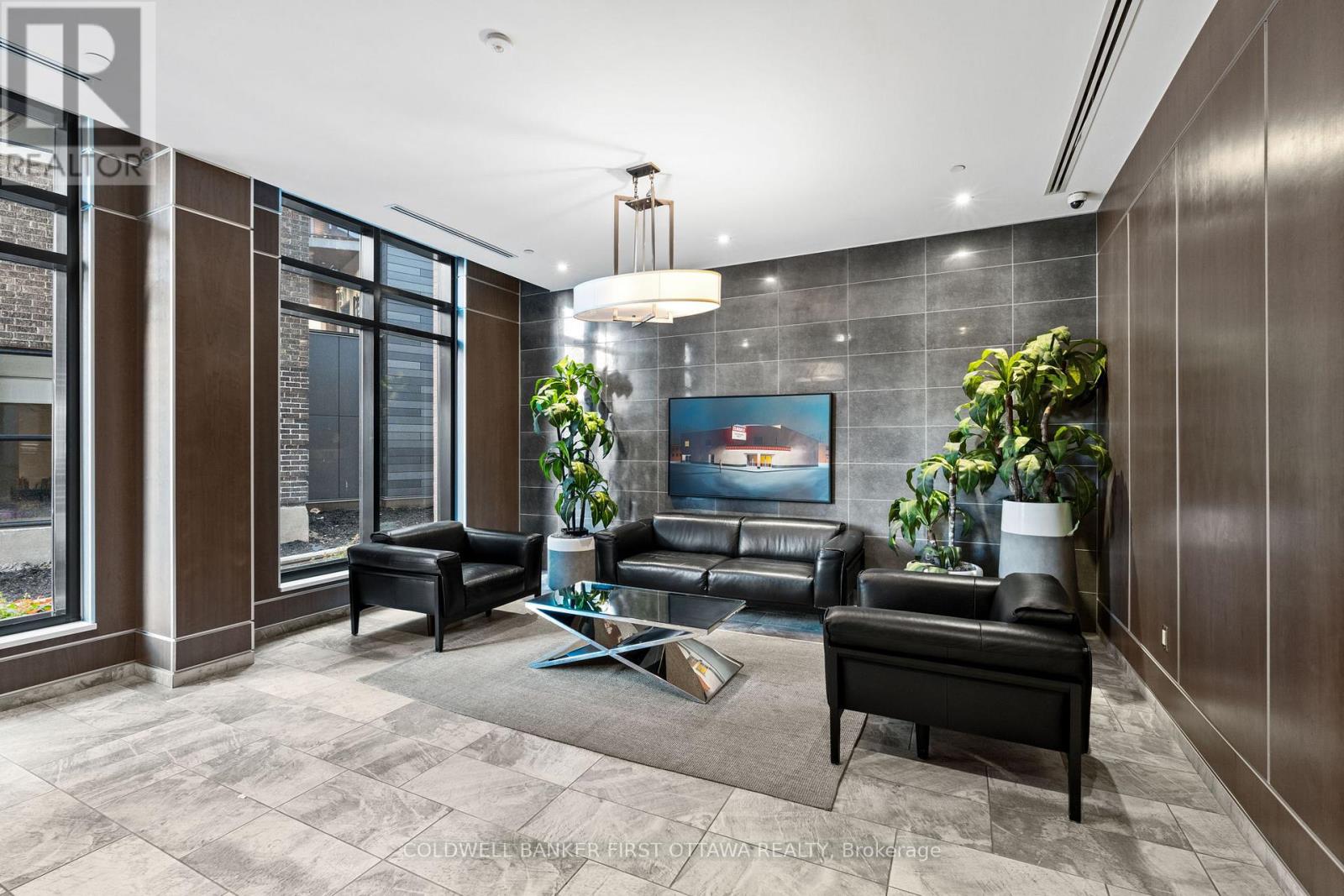 303 - 10 Rosemount Avenue, Ottawa, Ontario  K1Y 4G9 - Photo 5 - X12947374