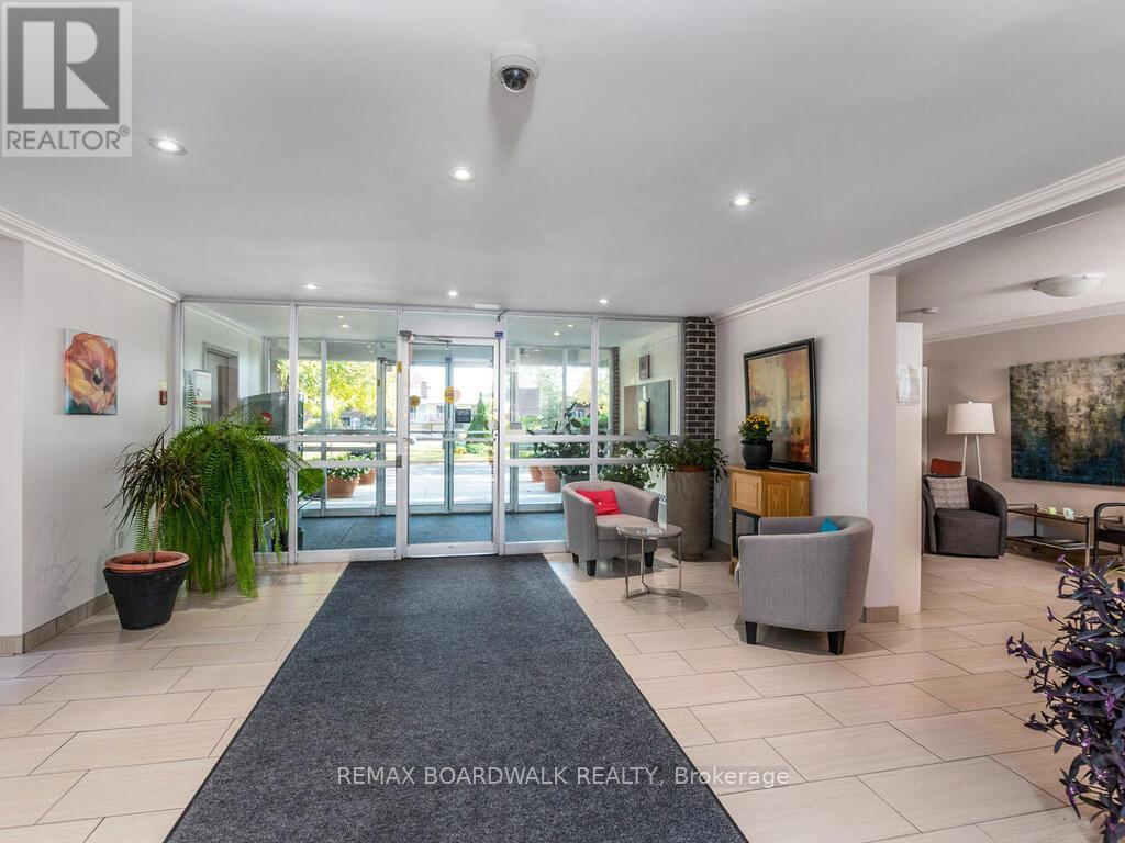 709 - 2400 Virginia Drive, Ottawa, Ontario  K1H 8L3 - Photo 31 - X12947392