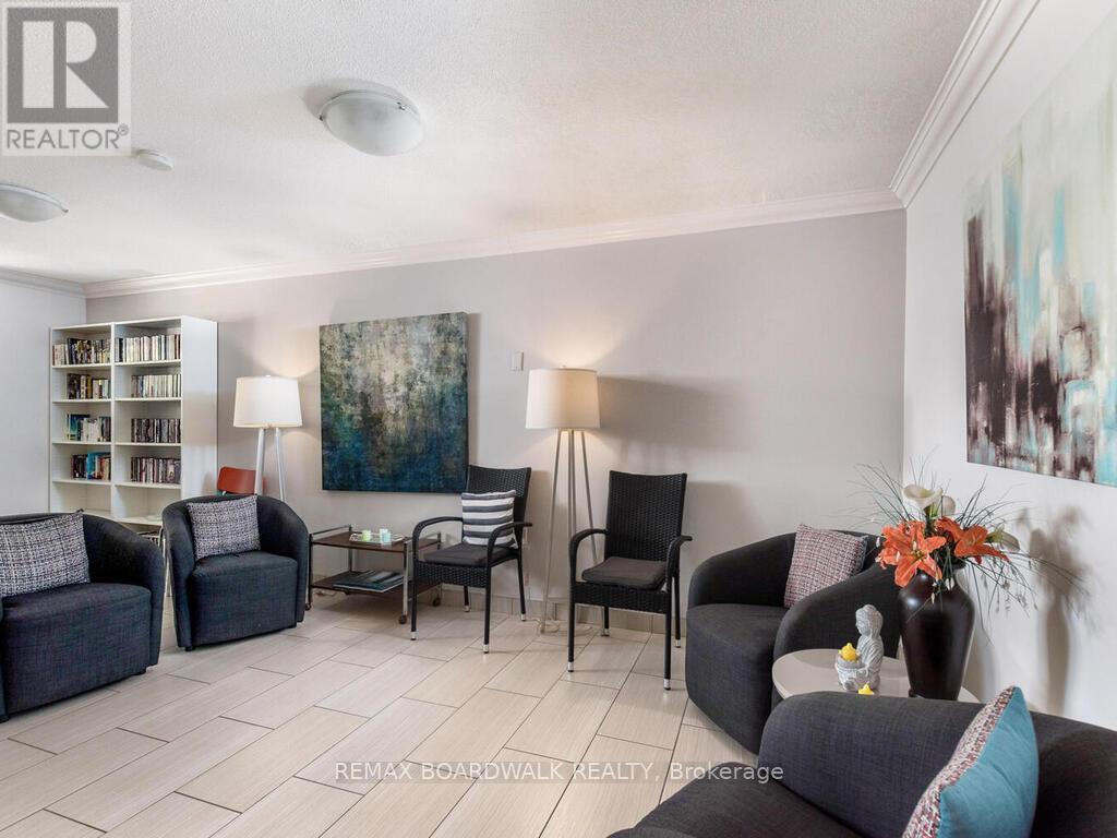 709 - 2400 Virginia Drive, Ottawa, Ontario  K1H 8L3 - Photo 32 - X12947392