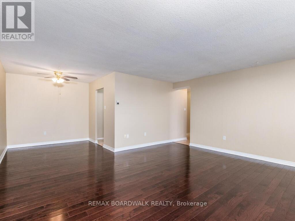 709 - 2400 Virginia Drive, Ottawa, Ontario  K1H 8L3 - Photo 9 - X12947392