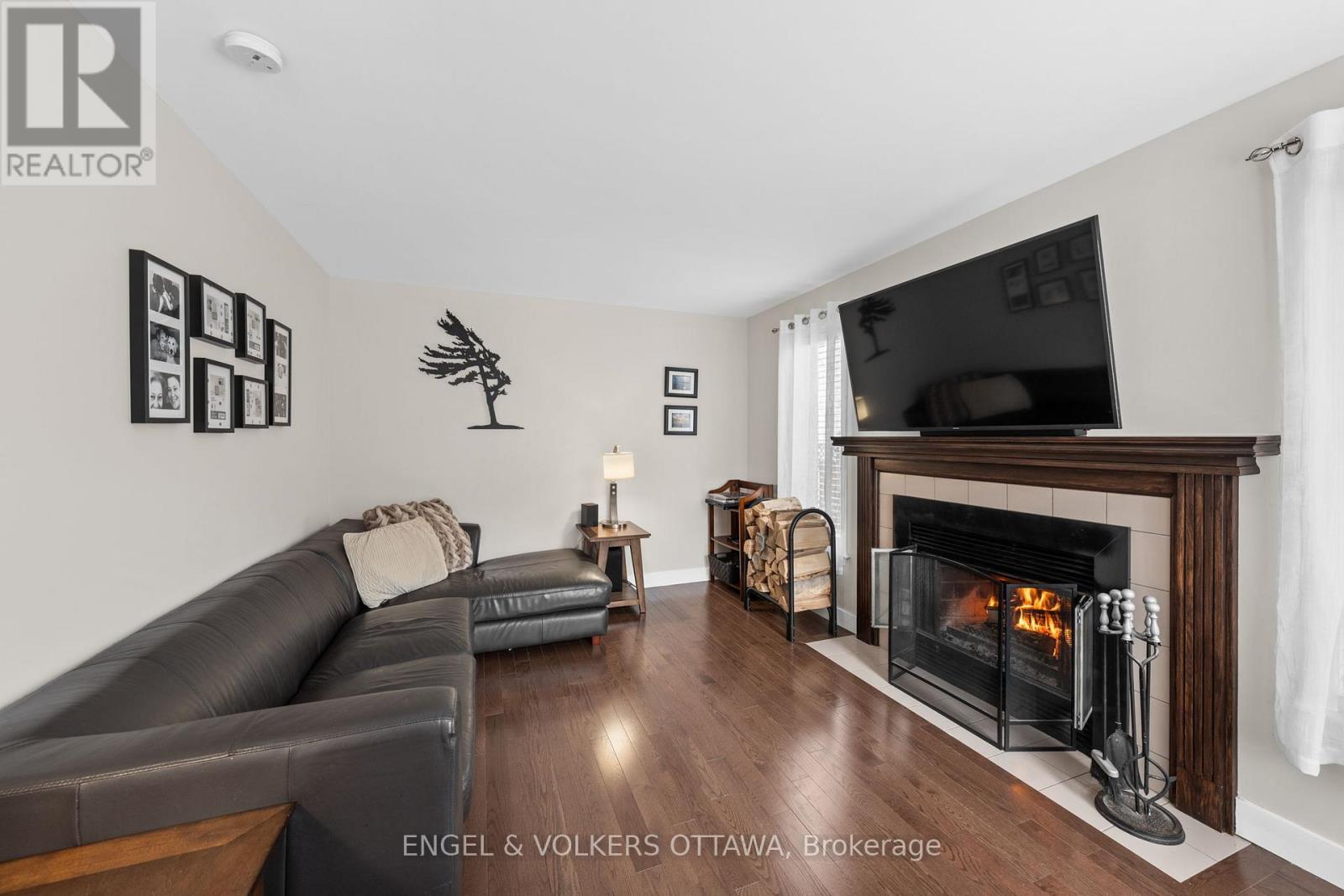 16 Mayford Avenue, Ottawa, Ontario  K2G 6A7 - Photo 12 - X12947402