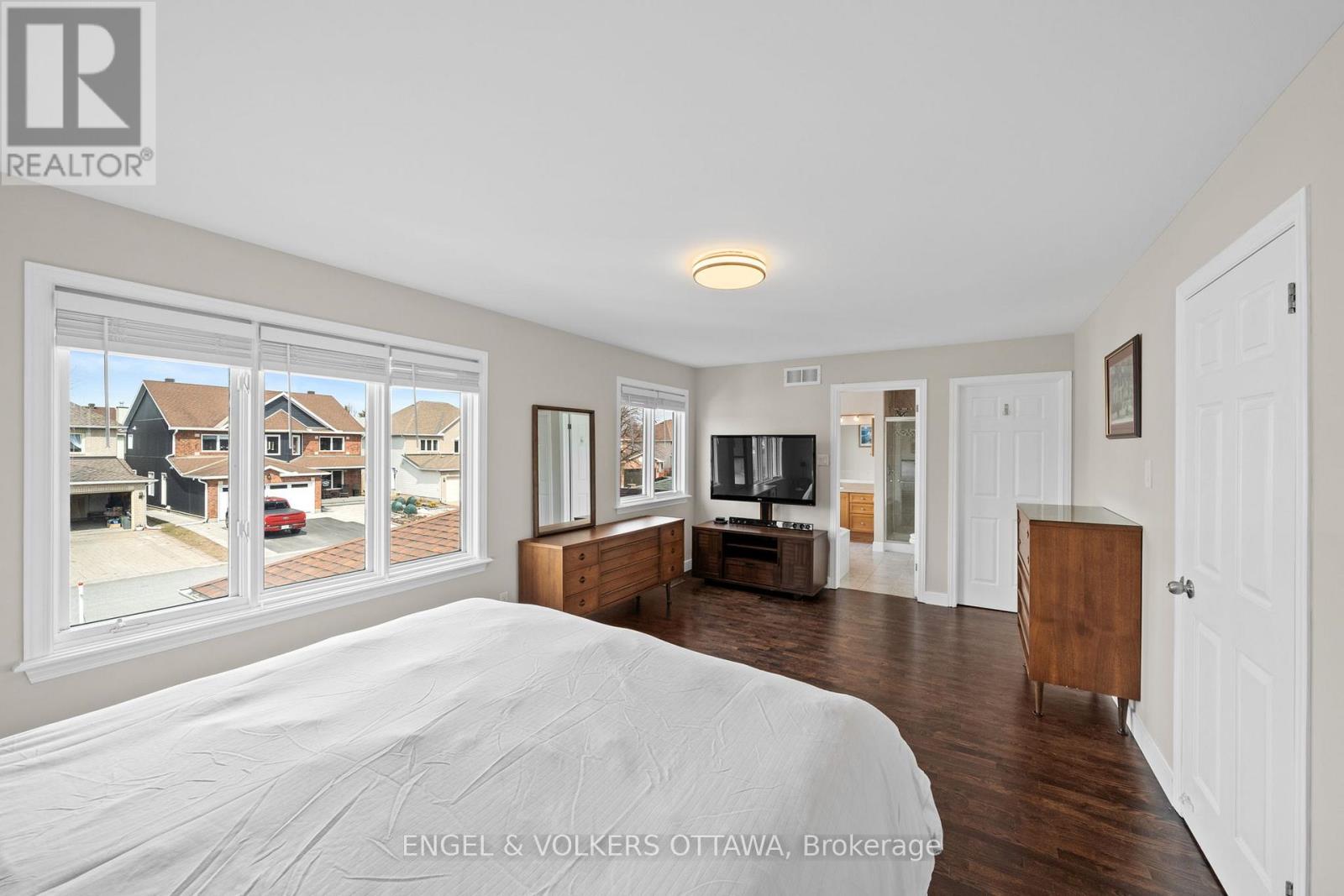 16 Mayford Avenue, Ottawa, Ontario  K2G 6A7 - Photo 18 - X12947402