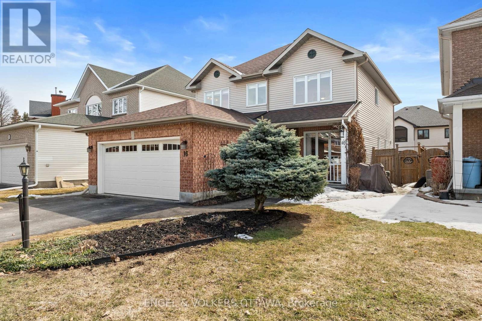 16 Mayford Avenue, Ottawa, Ontario  K2G 6A7 - Photo 2 - X12947402